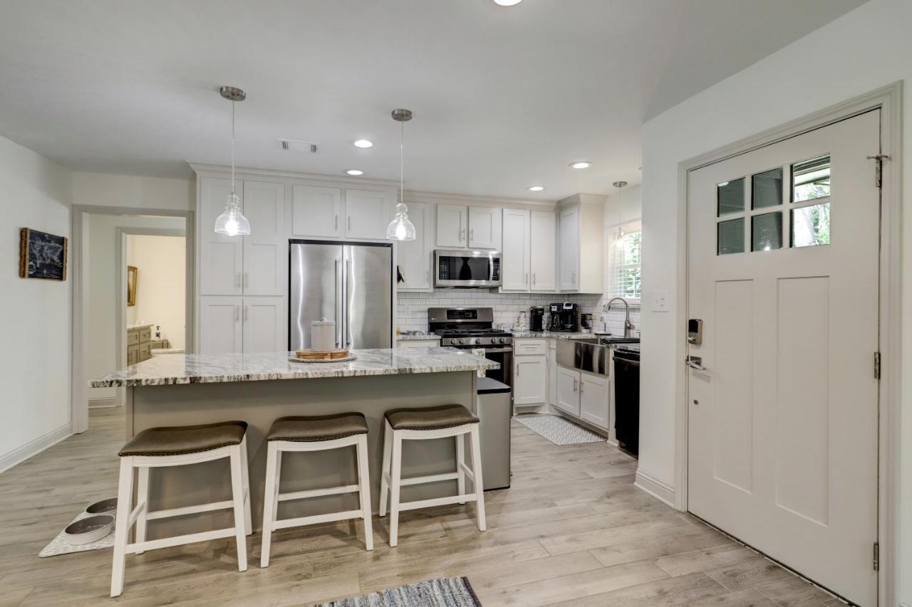 Kingwood Cottage - 10 Mins From Iah - Lake Front Humble Buitenkant foto