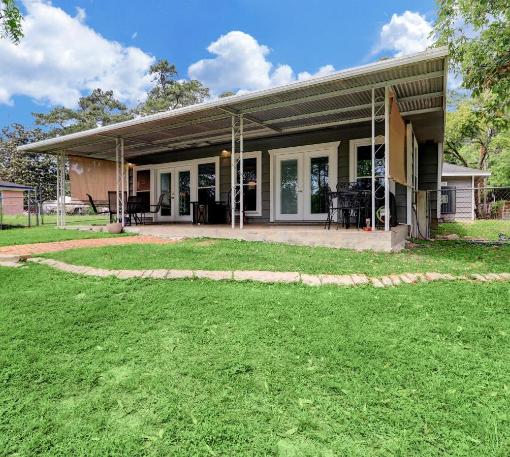 Kingwood Cottage - 10 Mins From Iah - Lake Front Humble Buitenkant foto