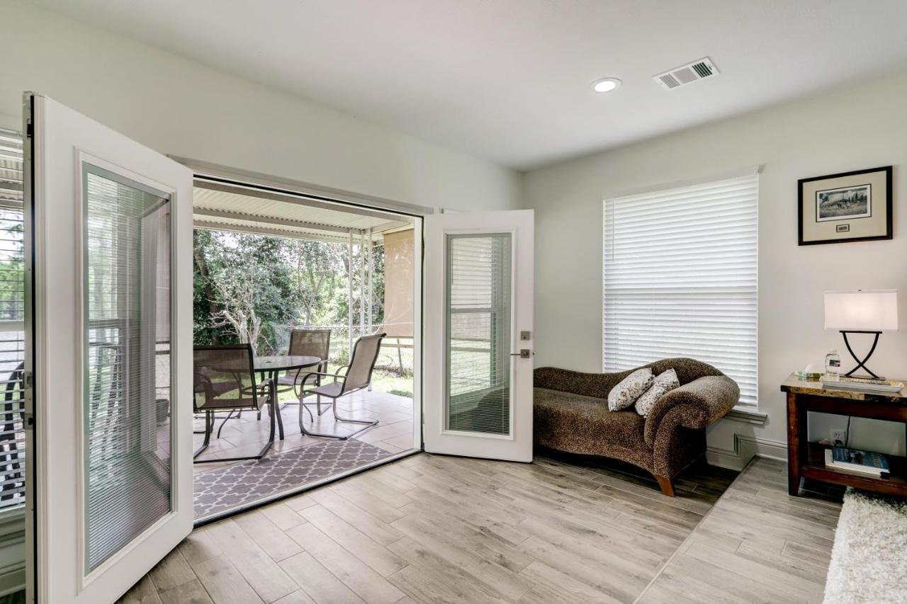 Kingwood Cottage - 10 Mins From Iah - Lake Front Humble Buitenkant foto