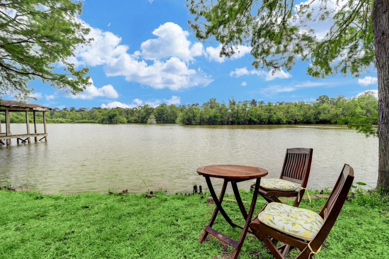 Kingwood Cottage - 10 Mins From Iah - Lake Front Humble Buitenkant foto